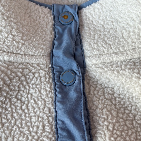 Vineyard Vines Light Gray Fleece Pullover with Blue Trim - Picture 5 of 6